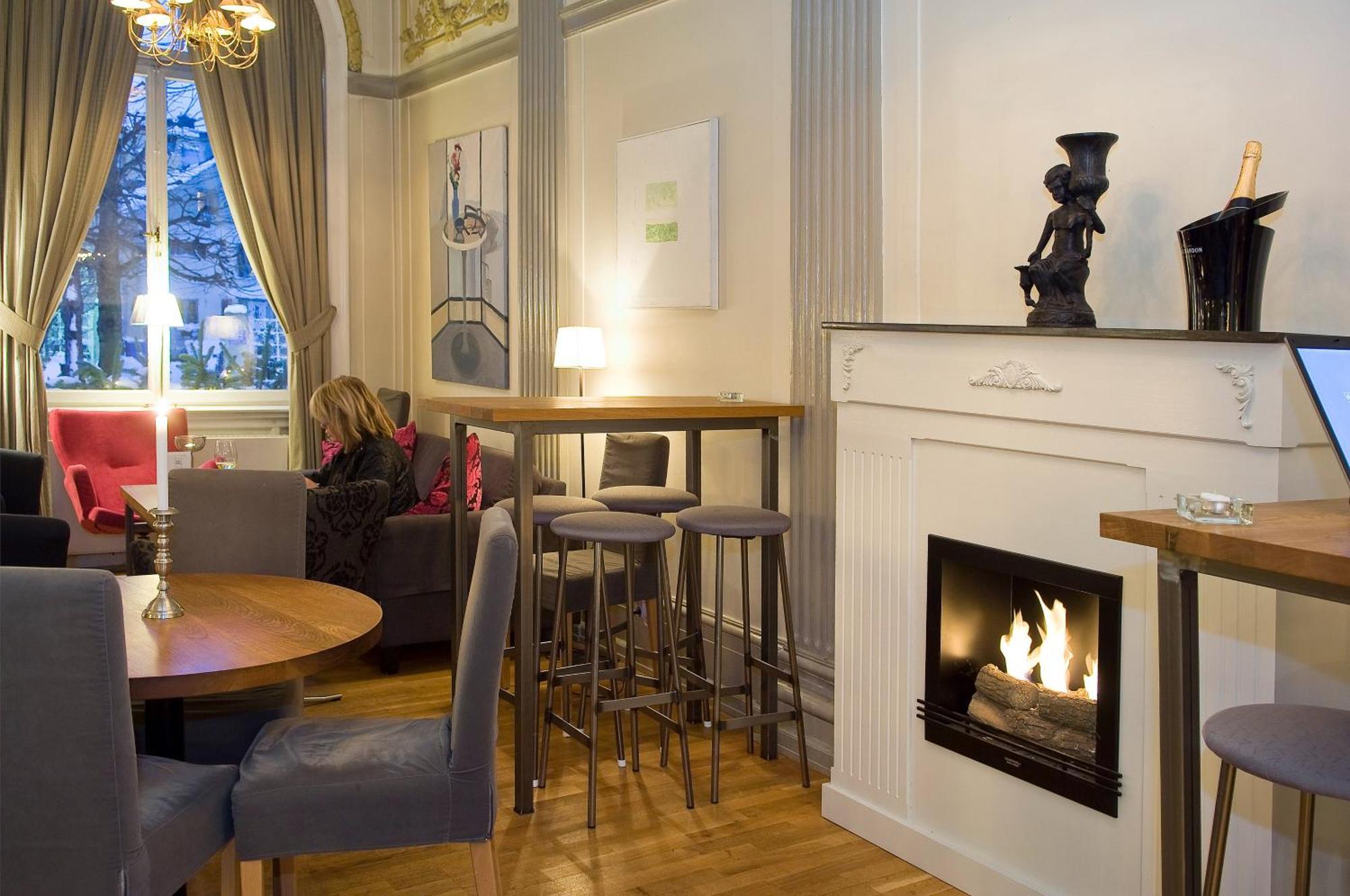 Grand Hotell Hörnan Uppsala Exteriör bild